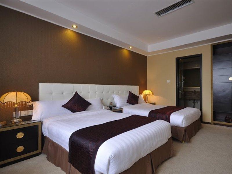 Kingtown Hotel Hongmei Shanghai Esterno foto